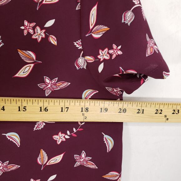 Simply Styled Blouse Womens Large Purple Floral Print Keyhole Back Scoop Neck - Picture 8 of 11